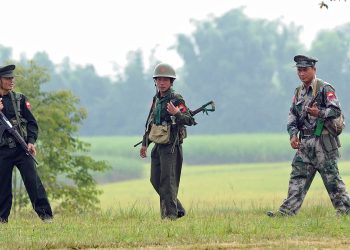 KIA ထိုးစစ်က မြို့ကြီးများအား ဝိုင်းပတ်မည့် အခြေအနေ ရောက်လာ