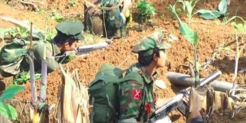 လိုင်ဇာကို ခြိမ်းခြောက်နေသည့် လက်ကျန် စစ်တပ်စခန်း KIA သိမ်း