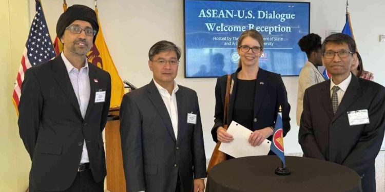 အကြမ်းဖက်မှုရပ်ပြီး နိုင်ငံရေးအကျဉ်းသားလွှတ်ရန် အမေရိကန်က စစ်ကောင်စီကို တောင်းဆို