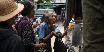 မြန်မာ့စီးပွားတိုးတက်မှု ၁ ရာခိုင်နှုန်းသာ ရှိမည်