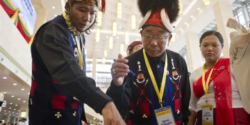 မြန်မာ့အနာဂတ်က လူမျိုးစုံလင်မှုလား၊ လူမျိုးစုံ ပဋိပက္ခလား