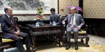 မင်းအောင်လှိုင် ကိုယ်စား ဦးသိန်းစိန်က တရုတ်ကို အကူအညီတောင်းခဲ့သလား