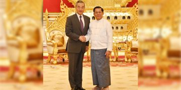 တရုတ်- မြန်မာဆက်ဆံရေး သွေးကွဲအောင် မလုပ်ဖို့ ဝမ်ယိ သတိပေး