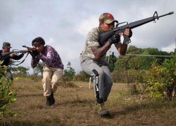 တော်လှန်ရေးအင်အားစုများက စစ်ကောင်စီ ပြိုလဲရေး ဖိအားပေးနေပြီ