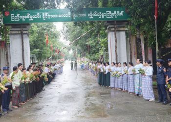 မန္တလေးတွင် စစ်မှုထမ်းရန် လူငယ် ၅၀ ခန့် ဖမ်းဆီးခံရ