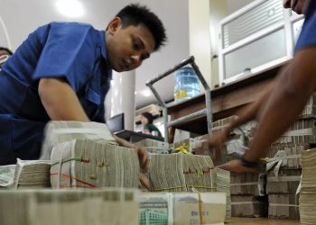 နိုင်ငံခြားငွေလဲလှယ်ရေး မူဝါဒဖြင့် စစ်ကောင်စီ စစ်စရိတ်ရှာနေ