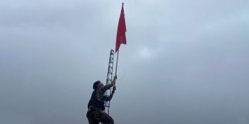 ပြန်လှန်ထိုးစစ်လား၊ ဆိုက်ဝါးလား၊ မစားရတဲ့အမဲ သဲနှင့်ပက်တာလား အပိုင်း ၂