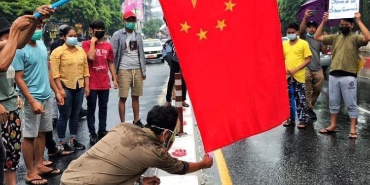 တရုတ် ဖြတ်လေးဖြတ်နှင့် မြန်မာ့ အင်္ဂါဂြိုဟ်