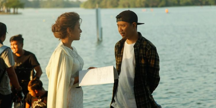 ပြည်ပရောက်နေလည်း ရုပ်ရှင်တွေနဲ့ လွတ်မြောက်ရေး တိုက်ပွဲကို ဆက်ပံ့ပိုးနေ