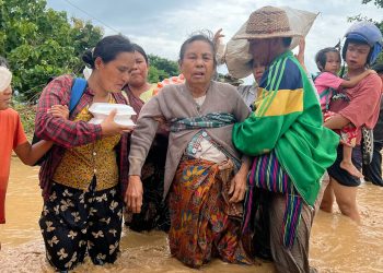 ရေဘေးကြောင့် မြန်မာမှ ကုလသမဂ္ဂအေဂျင်စီများ အဖတ်ဆယ်ခွင့်ရမည်