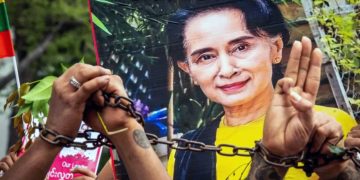 ဖိနှိပ်မှုကြားက NLD ပါတီ အလဲအကွဲတွေ ကြုံနေရ