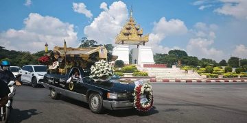 မန္တလေးမြို့ ဝမ်းနည်းကြေကွဲရတဲ့ ဒေါက်တာ ဇော်မြင့်မောင်ရဲ့ ဈာပန