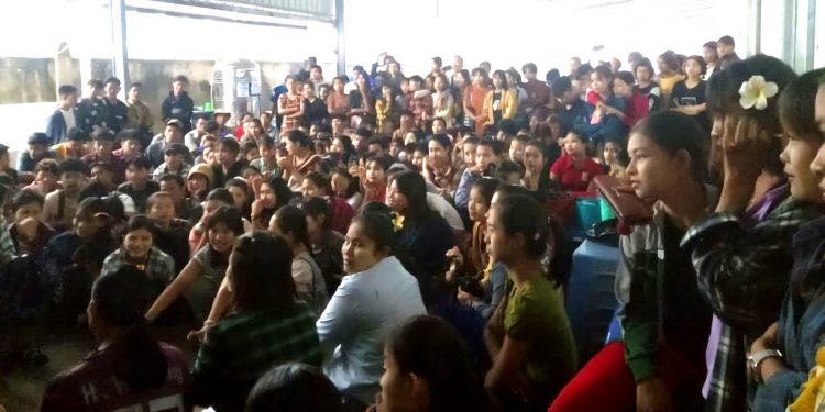 ဆန္ဒပြ အလုပ်သမားများကို စစ်တပ်နှင့်ပေါင်း၍ တရုတ်စက်ရုံ ခြိမ်းခြောက်