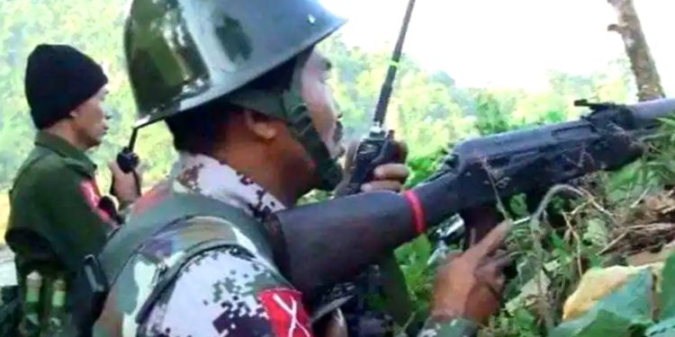 မံစီရှိ တပ်ရင်းဌာနချုပ်များ KIA ဝင်တိုက်