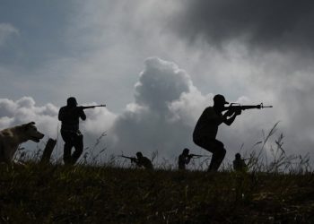 ပွင့်လင်းရာသီနှင့် စစ်ကောင်စီ စစ်ဆင်မှု ဖြစ်နိုင်ခြေ