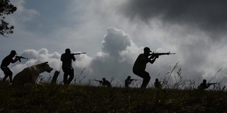 ပွင့်လင်းရာသီနှင့် စစ်ကောင်စီ စစ်ဆင်မှု ဖြစ်နိုင်ခြေ