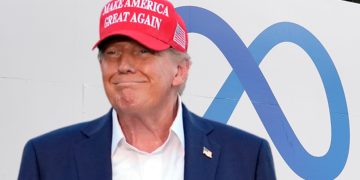 ထရမ့် အစိုးရ မတက်ခင် Meta အချက်အလက် စစ်ဆေးခြင်း ရပ်တန့်