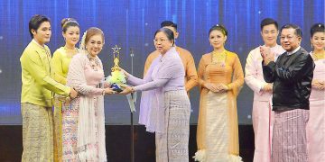 ပွဲကြိုက်မောင်နဲ့ လူမလေး ခွေးမခန့် စစ်တပ်