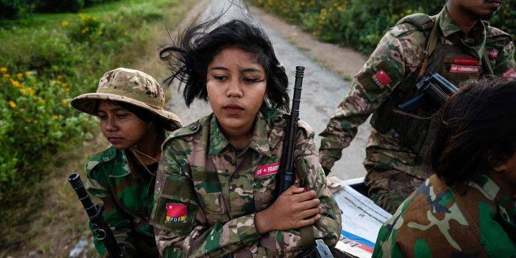 ကိုးကန့်ထိန်းချုပ် လားရှိုးမြို့သို့ ခရီးသွားခြင်း