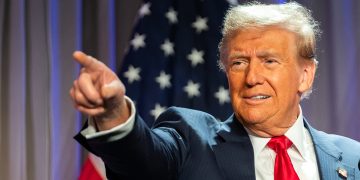 သမ္မတ ထရမ့် က သဘာဝ ပတ်ဝန်းကျင် ဆိုင်ရာ အသုံးစရိတ် ၆၅ ရာခိုင်နှုန်း လျှော့ချမယ်လို့ ဆို