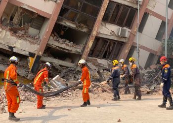 ပြင်းထန်ငလျင်ကြောင့် အဆောက်အအုံနှင့် ဘုရားစေတီ ၅ သောင်းကျော် ပျက်စီး