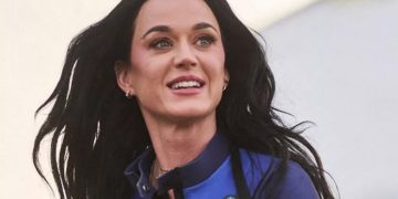 ပေါ့စတား Katy Perry က Blue Origin အာကာသ ခရီးစဉ် အပြီး နောင်တ ရနေတယ်လို့ ဆို