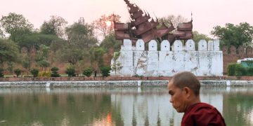 ကပ်ဘေးကြားက အလွမ်းစာ