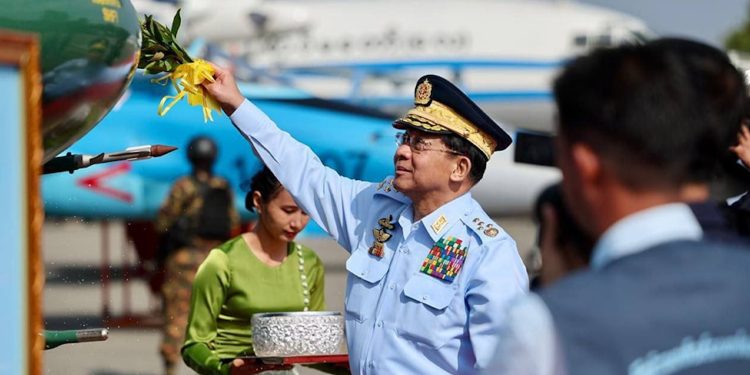 ကချင်စစ်မျက်နှာမှာ ပစ်ချခံရသည့် ရဟတ်ယာဉ် ၄ စီးအထိ ရှိလာ