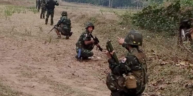 မတိုးသာ မဆုတ်သာ ကော့ကရိတ်စစ်မျက်နှာ