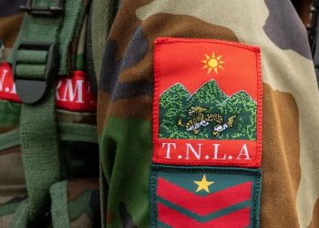 တရုတ်ဖိအားကို တန်ပြန်ပြီး စစ်ကောင်စီ ဗုံးအကြဲခံသည့် TNLA ၏ ရပ်တည်ချက်