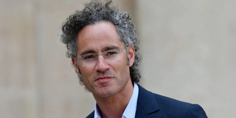 အမေရိကန်တွင် အန္တရာယ်အကြီးဆုံးသူမှာ ထရမ့် မဟုတ်၊ အဲလက်စ် ကာ့ပ် ဖြစ်သည်