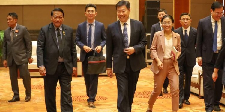 မြန်မာရွေးကောက်ပွဲ နောက်ကွယ်မှ တရုတ်စွက်ဖက်မှု