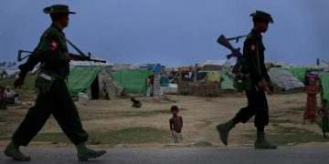 ကျောက်ဖြူတိုက်ပွဲပြင်းနေချိန် စစ်တွေ ရှေ့တန်းစခန်း စစ်တပ် အားဖြည့်