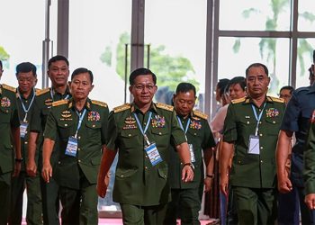 စစ်ခေါင်းဆောင် ဆိုးမွေ ဘယ်သူတွေ ဆက်ခံမလဲ