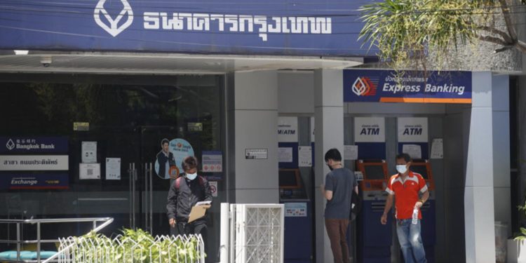 ကျားဖြန့်နှိမ်နင်းရေးကြောင့် ထိုင်းပုဂ္ဂလိကဘဏ်အကောင့်များ ယာယီပိတ်ခံရ