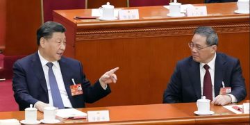 အာဏာအချို့ စွန့်ရန် ရှီကျင့်ဖျင် ဖိအားပေးခံရသည့် လက္ခဏာ မြင့်မားလာ