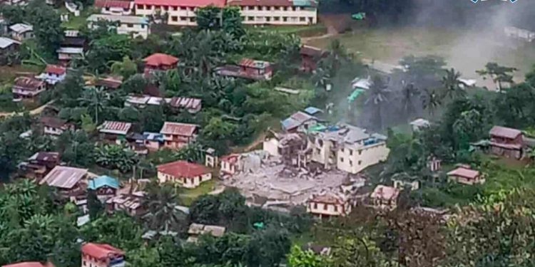 အရပ်သား ၃၂ ဦး သေဆုံးသည့် ဗုံးကြဲမှု နိုင်ငံတကာမှ အရေးယူရန် IEC တိုက်တွန်း