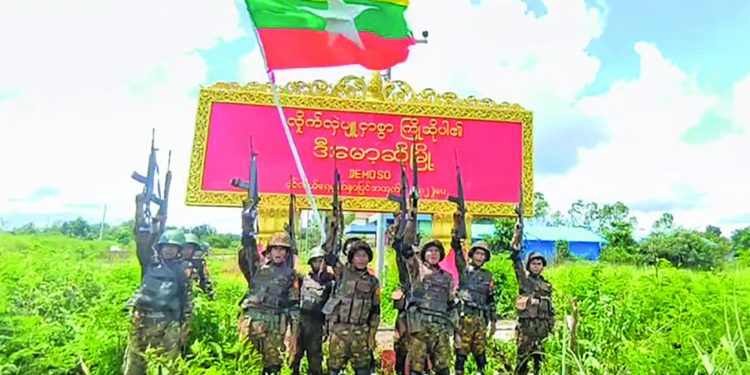 ဒီးမော့ဆို ထိန်းချုပ်ပြီးနောက် နန်းမယ်ခုံနှင့်ဖရူဆိုဘက် စစ်တပ် ထိုးစစ်ဆင်