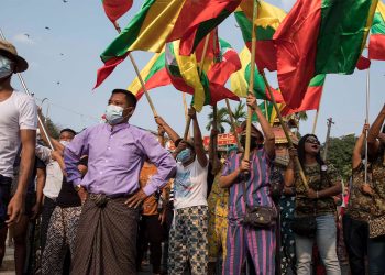 ငါးထောင်စားတွေ ကြံ့ဖွံ့ပါတီ ပွဲထုတ်လာပြန်