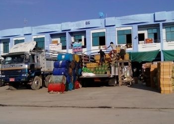 မန္တလေးအထွက် လူသုံးကုန်နှင့် ဆေးဝါး တင်းကျပ်စွာစစ်ဆေး