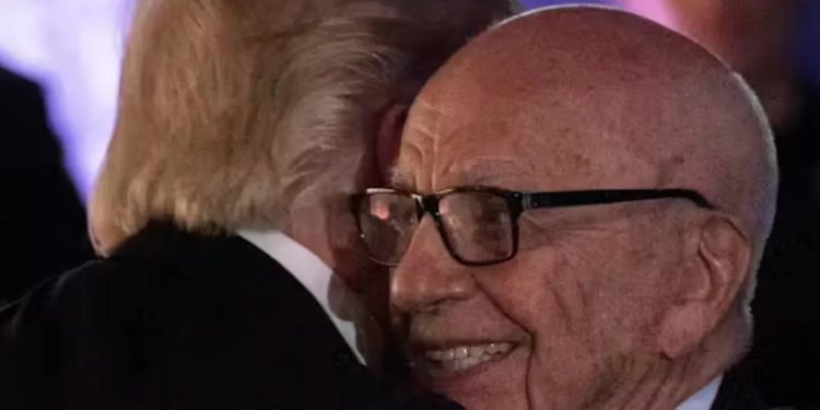 ထရမ့်နဲ့ ရူးပတ်မားဒေါ့ ပြိုင် ဘယ်သူနိုင်မလဲ