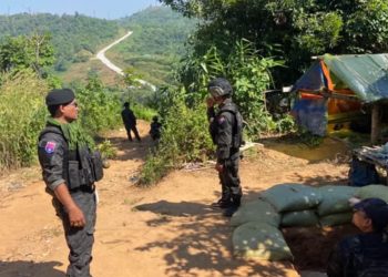 အာရှလမ်းပိုင်းမှ တော်လှန်ရေးအဖွဲ့များ တပ်ဆုတ်