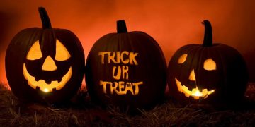 ဝိညာဉ်များနဲ့ ပျော်ပါးကြတဲ့ Halloween ပွဲတော်