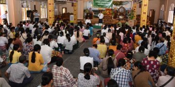 မန္တလေးနှင့် စစ်ကိုင်းရောက်စစ်ရှောင်များအား မဲပေးရန် ငွေဖြင့်စည်းရုံး