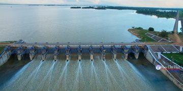 သဖန်းဆိပ်ဆည်ထဲက ရွှေဖောင်ပြဿနာ