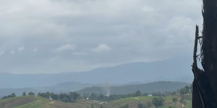 တော်လှန်ရေးတပ်တွေ ဝေါလေဗျူဟာကို လက်လွှတ်ထားရတော့မလား