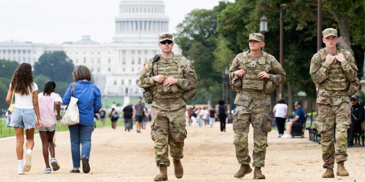 ပြည်ပခြိမ်းခြောက်မှု မရှိဘဲ စစ်တပ်ဖြန့်ကြက်သည်ကို အမေရိကန်အများစု သဘောမတူ