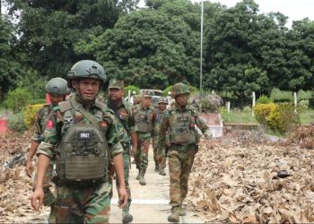 ကျောက်မဲ ပြီးတော့ သီပေါ၊ သီပေါ ပြီးတော့ မိုးကုတ်လား