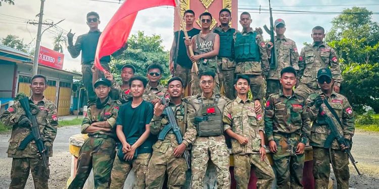 စစ်တပ်ထိုးစစ် စဉ့်ကူးနယ် ရောက်လာ