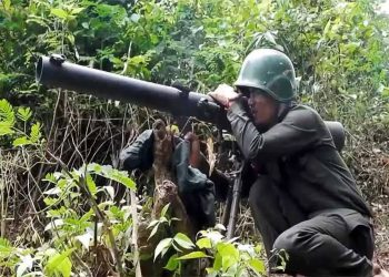 AA ၏ တန်ပြန်တိုက်ခိုက်မှုကြောင့် ကျောက်ဖြူမင်းပြင်၌ စစ်သား ဆယ်ချီ သေဆုံး